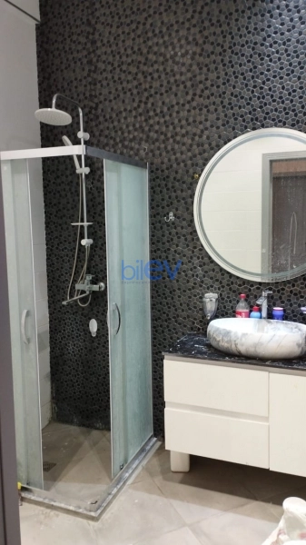 Aylıq Kirayə 3 otaqlı Yeni Tikili bina evi  150m², Bakı