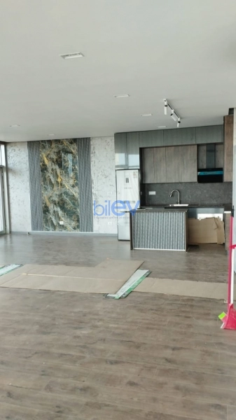 Aylıq Kirayə 3 otaqlı Yeni Tikili bina evi  150m², Bakı