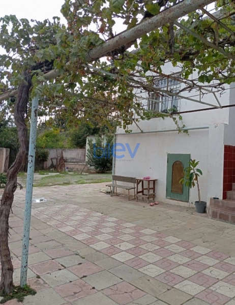 Satış 5 otaqlı Köhnə Tikili bina evi  120m², Bakı