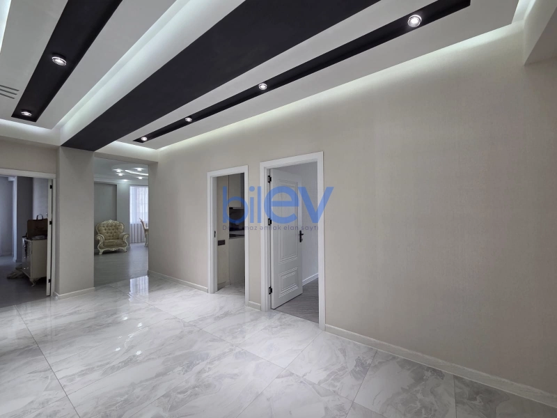 Satış 3 otaqlı Yeni Tikili bina evi  130m², Xırdalan