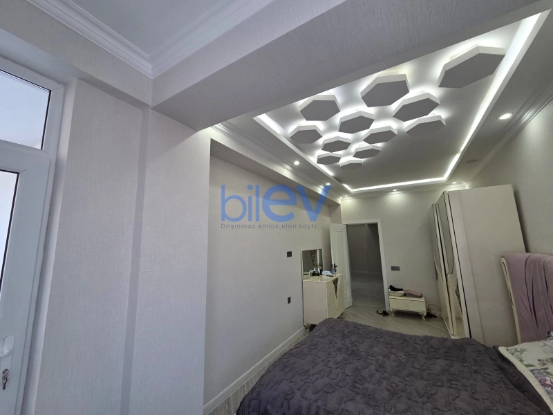 Satış 3 otaqlı Yeni Tikili bina evi  130m², Xırdalan