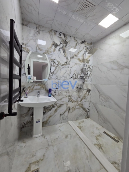 Satış 3 otaqlı Yeni Tikili bina evi  130m², Xırdalan