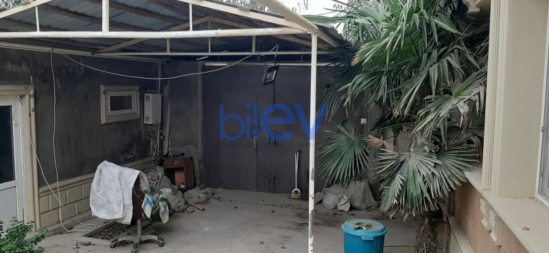 Satış 7 otaqlı Villa  300m², Bakı