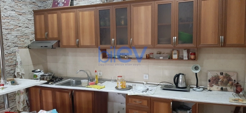 Satış 7 otaqlı Villa  300m², Bakı