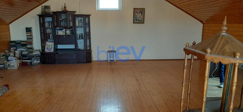 Satış 7 otaqlı Villa  300m², Bakı