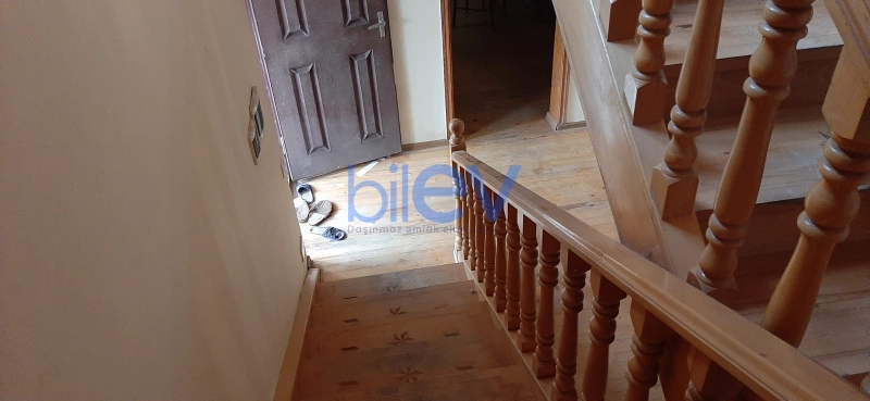 Satış 7 otaqlı Villa  300m², Bakı