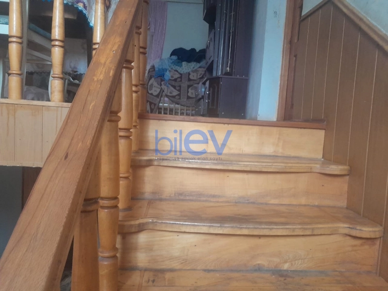Satış 9 otaqlı Həyət evi  500m², Bakı