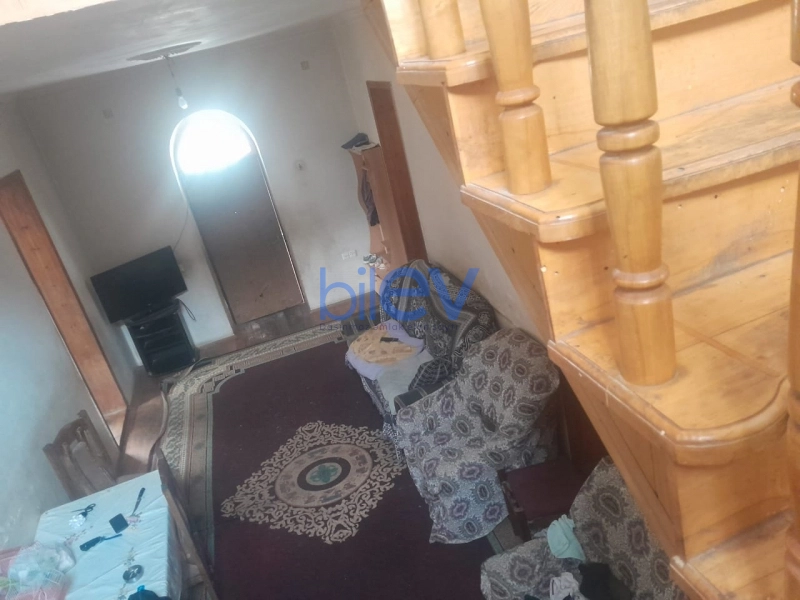 Satış 9 otaqlı Həyət evi  500m², Bakı