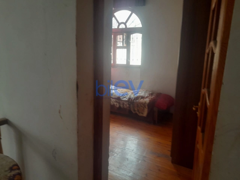 Satış 9 otaqlı Həyət evi  500m², Bakı