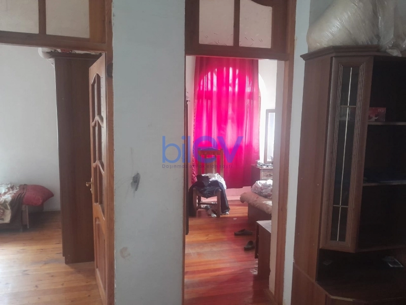 Satış 9 otaqlı Həyət evi  500m², Bakı