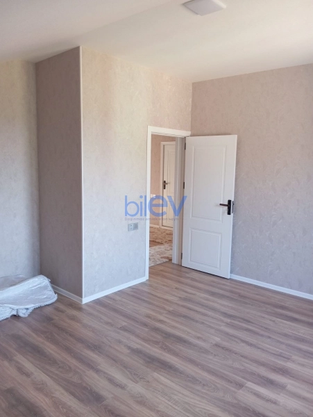 Satış 5 otaqlı Həyət evi  220m², Bakı