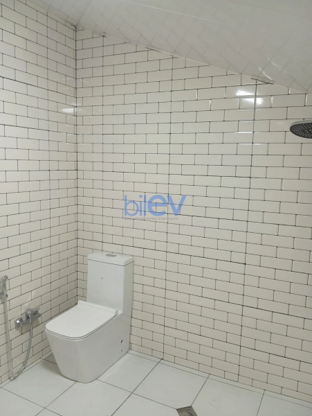 Satış 5 otaqlı Həyət evi  220m², Bakı