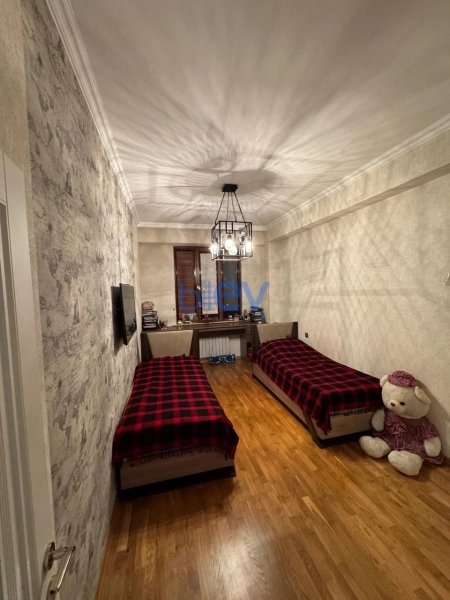 Satış 3 otaqlı Yeni Tikili bina evi  122m², Bakı