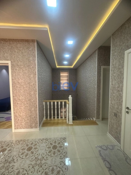 Satış 7 otaqlı Həyət evi  250m², Bakı