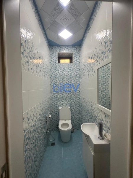 Satış 7 otaqlı Həyət evi  250m², Bakı
