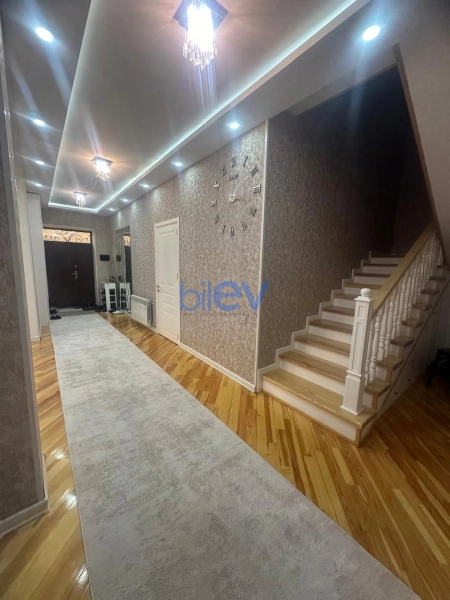 Satış 7 otaqlı Həyət evi  250m², Bakı