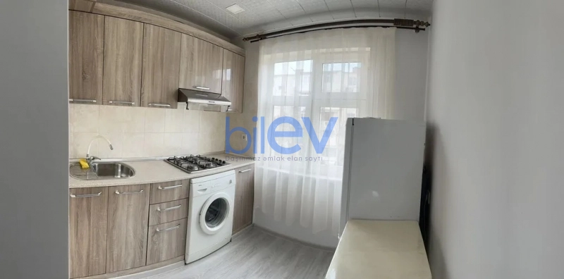 Satış 3 otaqlı Köhnə Tikili bina evi  75m², Bakı