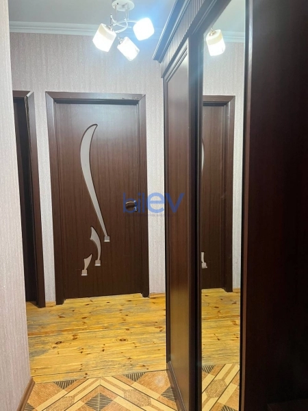 Aylıq Kirayə 3 otaqlı Otaq yoldaşı  80m², Bakı