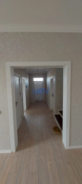 Satış 5 otaqlı Həyət evi  210m², Bakı