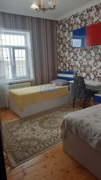 Satış 6 otaqlı Həyət evi  200m², Bakı