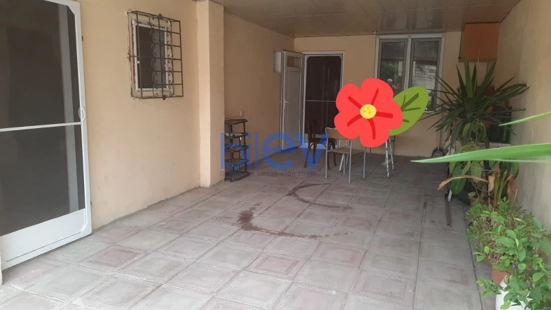 Satış 6 otaqlı Həyət evi  200m², Bakı
