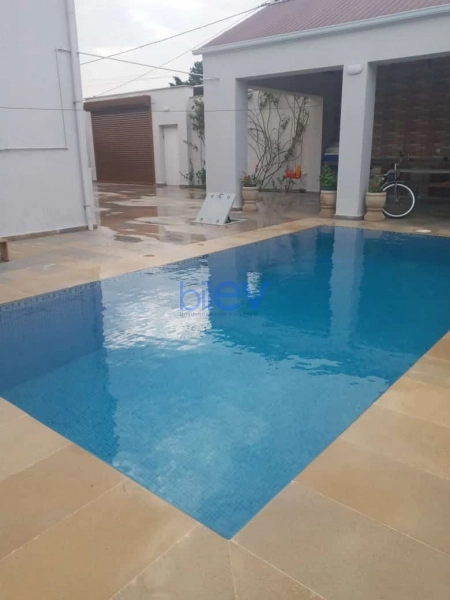 Satış 6 otaqlı Həyət evi  236m², Bakı