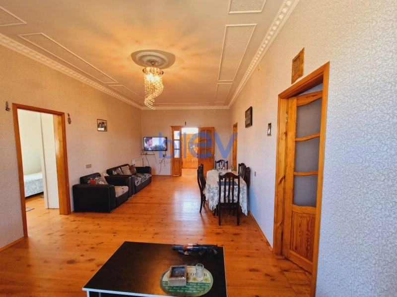 Satış 6 otaqlı Həyət evi  236m², Bakı