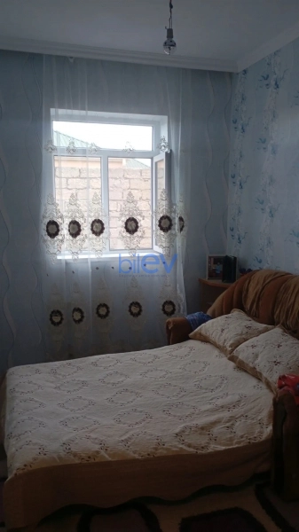 Satış 4 otaqlı Həyət evi  4m², Bakı