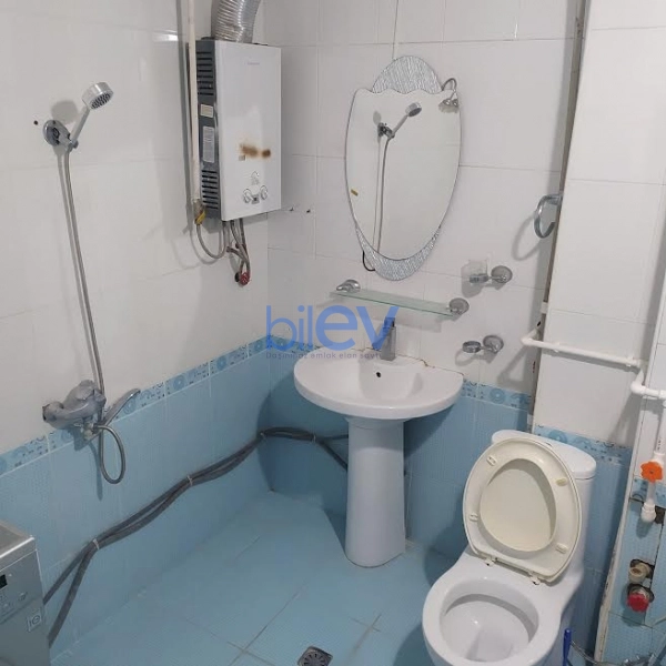 Satış 1 otaqlı Köhnə Tikili bina evi  m², Bakı