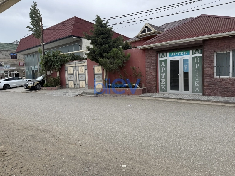 Satış 9 otaqlı Həyət evi  240m², Bakı