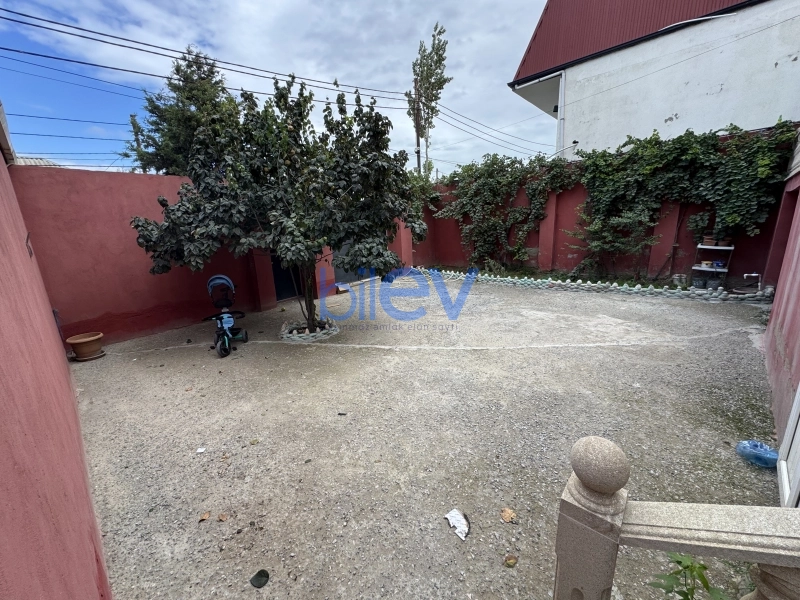Satış 9 otaqlı Həyət evi  240m², Bakı