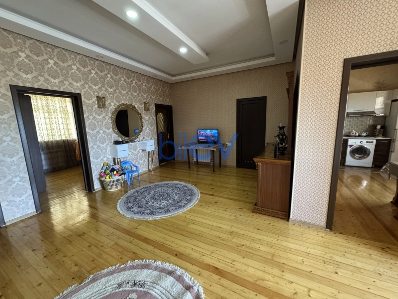 Satış 9 otaqlı Həyət evi  240m², Bakı