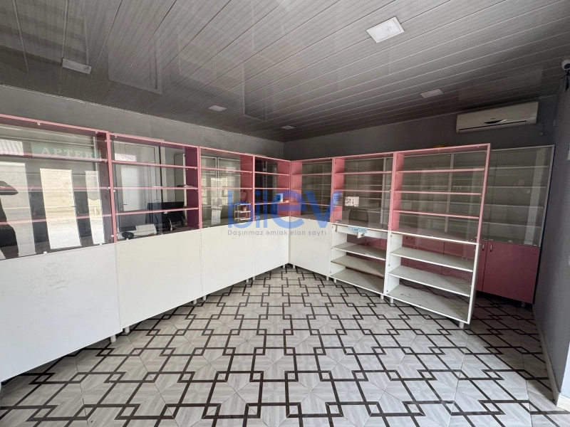 Satış 9 otaqlı Həyət evi  240m², Bakı