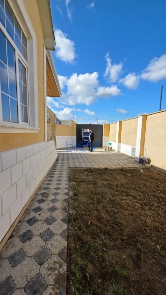Satış 4 otaqlı Həyət evi  100m², Bakı