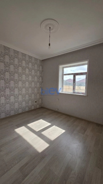 Satış 4 otaqlı Həyət evi  100m², Bakı