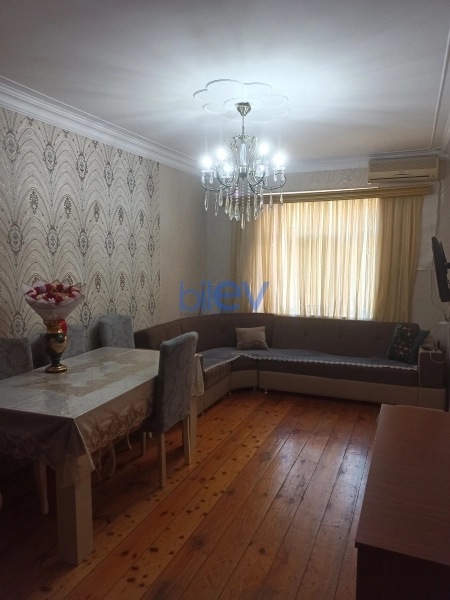 Satış 2 otaqlı Köhnə Tikili bina evi  58m², Bakı