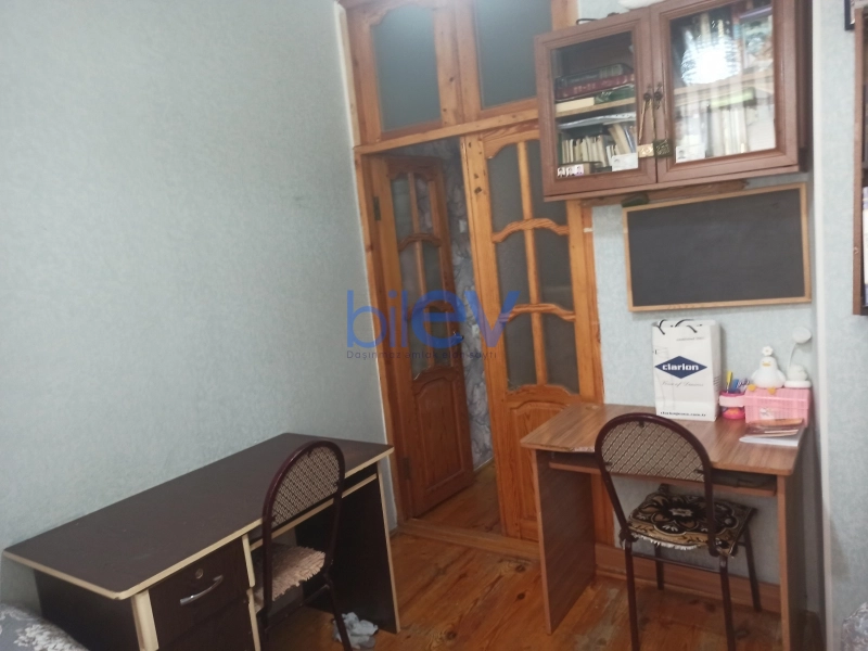 Satış 2 otaqlı Köhnə Tikili bina evi  58m², Bakı