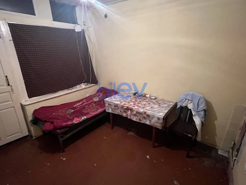 Aylıq Kirayə 2 otaqlı Köhnə Tikili bina evi  70m², Bakı