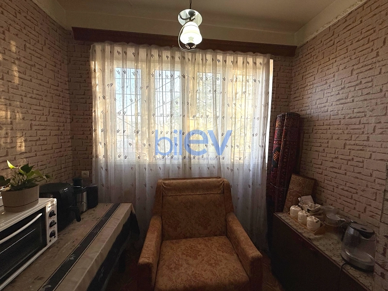 Satış 3 otaqlı Köhnə Tikili bina evi  85m², Bakı