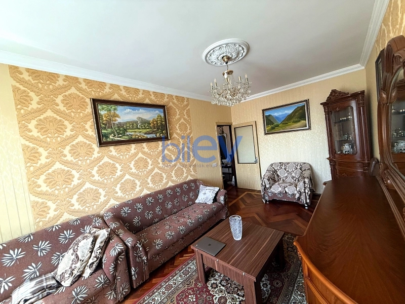 Satış 3 otaqlı Köhnə Tikili bina evi  85m², Bakı
