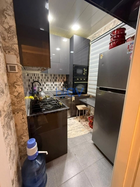 Satış 3 otaqlı Köhnə Tikili bina evi  65m², Bakı