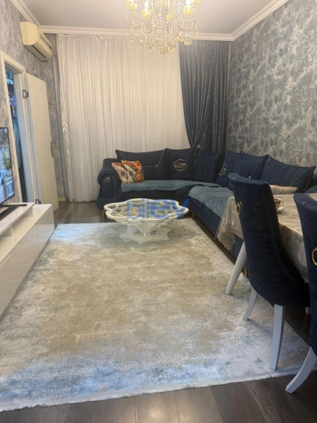 Satış 3 otaqlı Köhnə Tikili bina evi  65m², Bakı