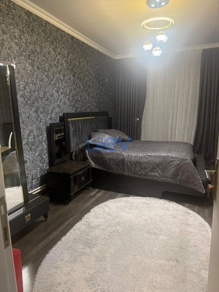Satış 3 otaqlı Köhnə Tikili bina evi  65m², Bakı