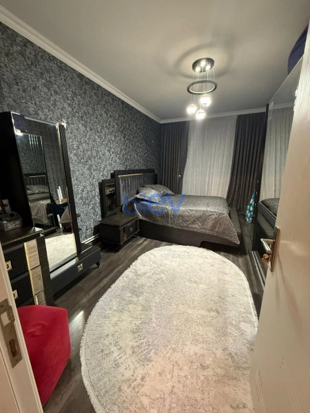Satış 3 otaqlı Köhnə Tikili bina evi  65m², Bakı