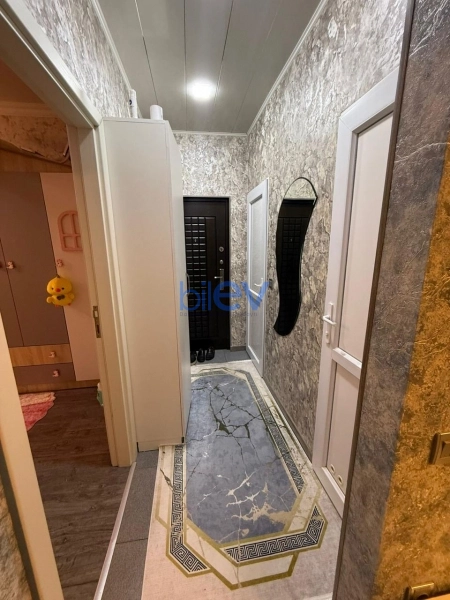 Satış 3 otaqlı Köhnə Tikili bina evi  65m², Bakı
