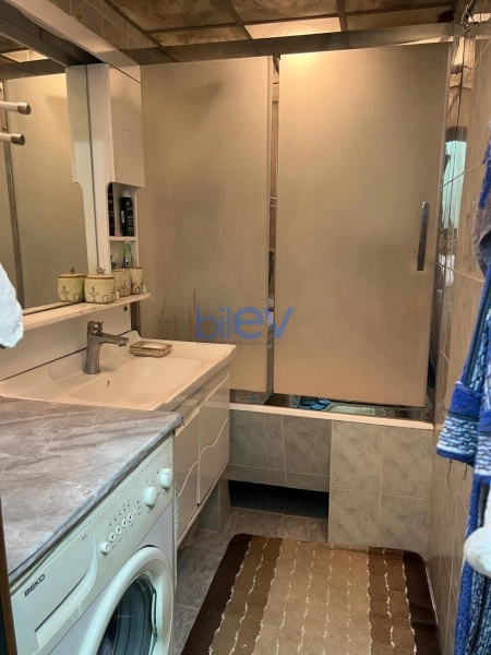 Satış 3 otaqlı Köhnə Tikili bina evi  70m², Bakı