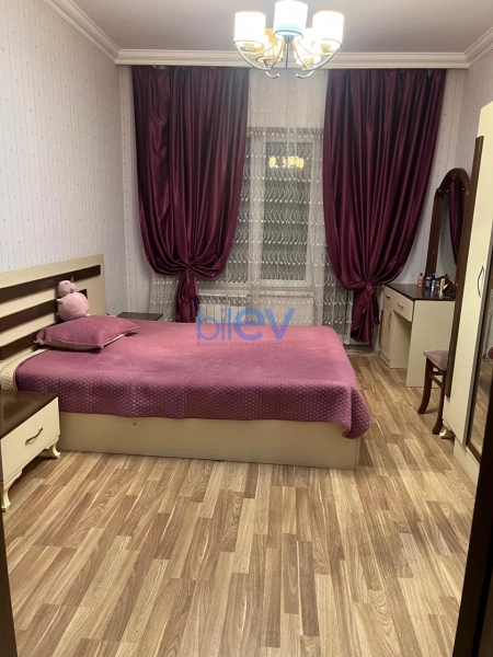 Satış 3 otaqlı Köhnə Tikili bina evi  70m², Bakı