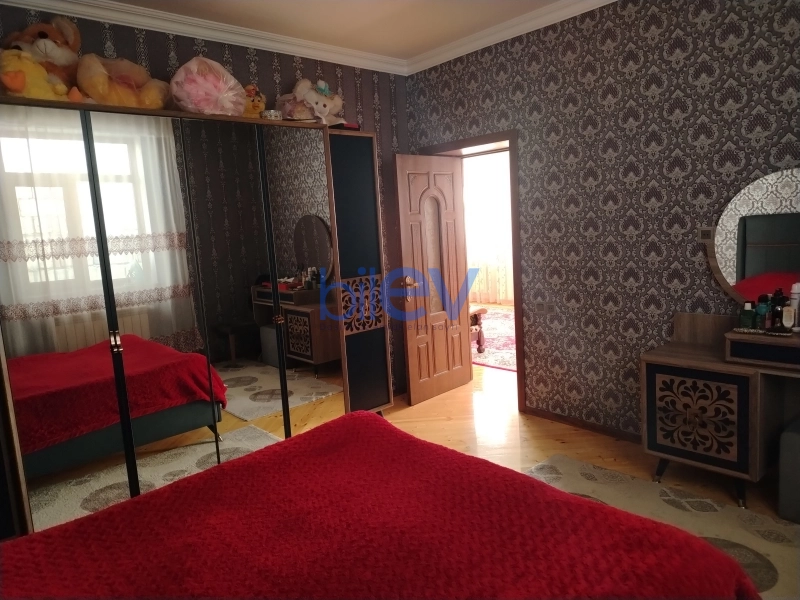 Satış 5 otaqlı Həyət evi  200m², Bakı