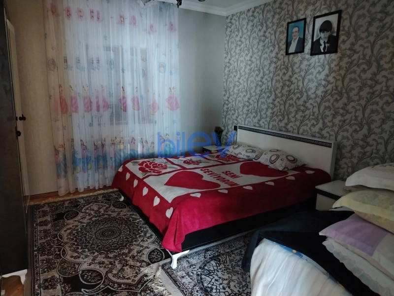 Satış 5 otaqlı Həyət evi  200m², Bakı