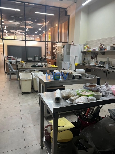 Satış 2 otaqlı Obyekt  135m², Bakı